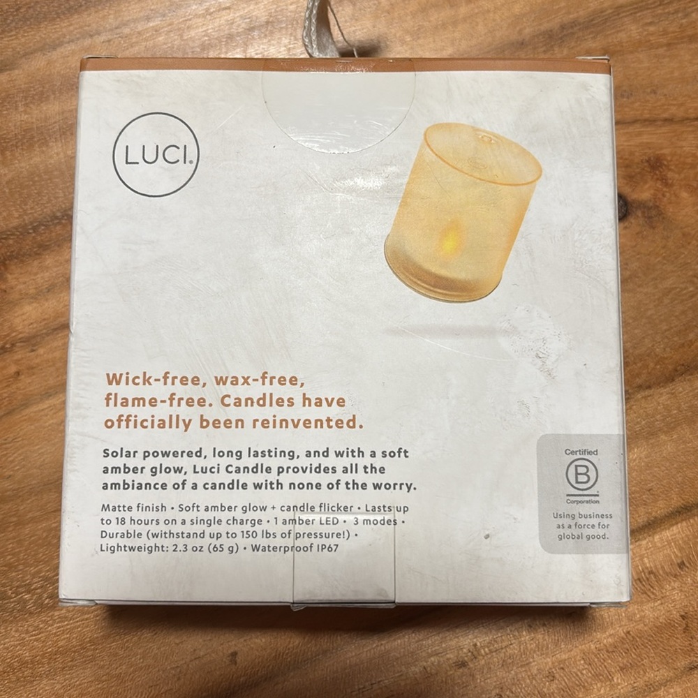 Luci Solar Inflatable Light - Picture 2 of 5
